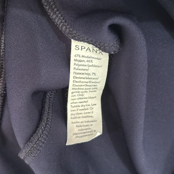 Women's Spanx Air Essentials Wide Leg Pants in Navy, Size 3X - Picture 4 of 6